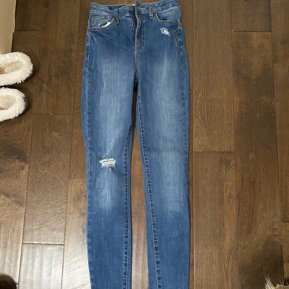 Tillys Light Washed Jeans 0/24 - Picture 1 of 2